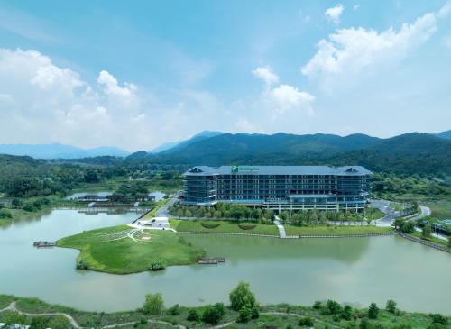 Imagen general del Hotel Holiday Inn Ganzhou Orchid Town, an IHG. Foto 9