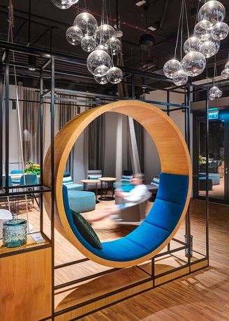 Imagen del bar/restaurante del Hotel Holiday Inn Gdansk - City Centre, an IHG Hotel. Foto 2