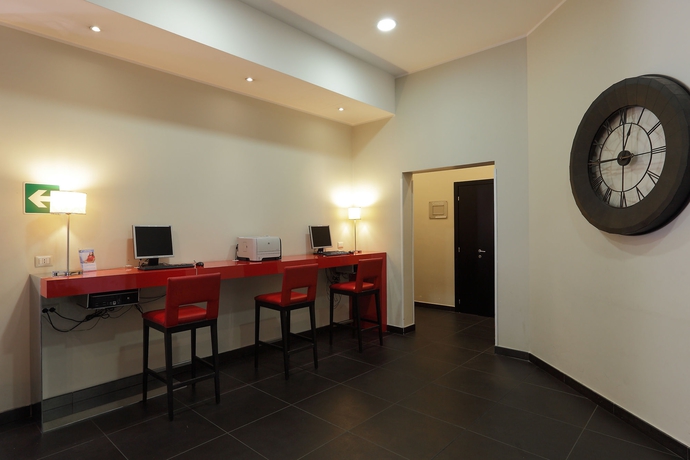 Imagen de los interiores del Hotel Holiday Inn Genoa City, An Ihg. Foto 12