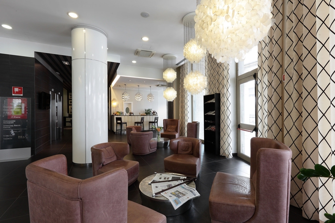 Imagen de los interiores del Hotel Holiday Inn Genoa City, An Ihg. Foto 16
