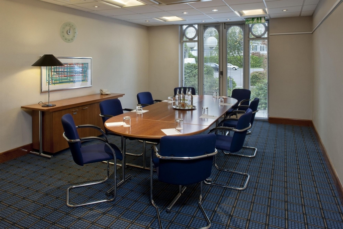 Imagen de los interiores del Hotel Holiday Inn Gloucester-cheltenham, An Ihg. Foto 12