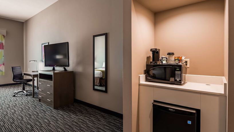 Imagen de la habitación del Hotel Holiday Inn Gonzales, An Ihg. Foto 3