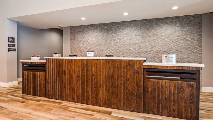 Imagen de los interiores del Hotel Holiday Inn Gonzales, An Ihg. Foto 19