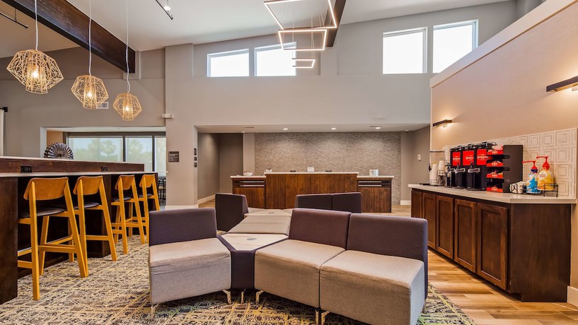 Imagen de los interiores del Hotel Holiday Inn Gonzales, An Ihg. Foto 20