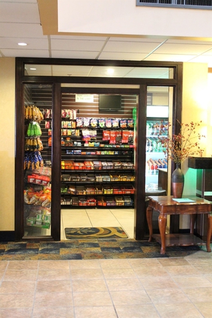 Imagen del bar/restaurante del Hotel Holiday Inn Great Falls- Convention Center, An Ihg. Foto 2
