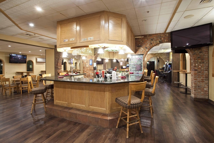 Imagen del bar/restaurante del Hotel Holiday Inn Great Falls- Convention Center, An Ihg. Foto 6