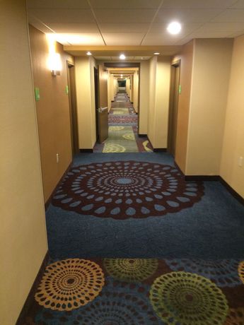 Imagen del bar/restaurante del Hotel Holiday Inn Greensboro Coliseum, An Ihg. Foto 5