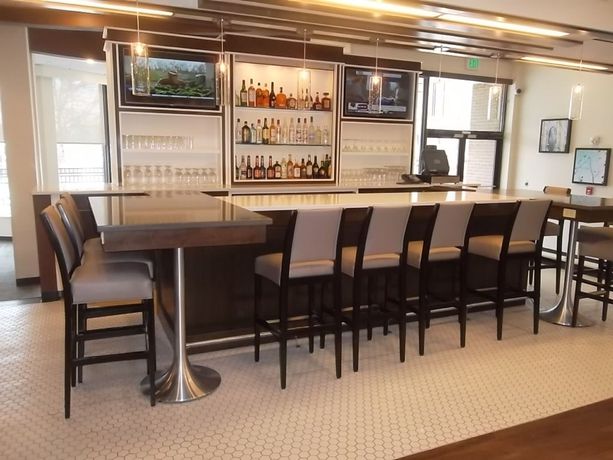 Imagen de los interiores del Hotel Holiday Inn Greensboro Coliseum, An Ihg. Foto 15