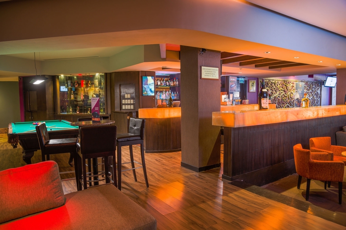 Imagen del bar/restaurante del Hotel Holiday Inn Guadalajara Expo, An Ihg. Foto 5