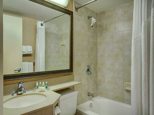 Imagen de la habitación del Hotel Holiday Inn Guelph & Conference Centre. Foto 6