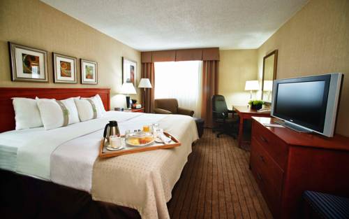 Imagen de la habitación del Hotel Holiday Inn Guelph & Conference Centre. Foto 10