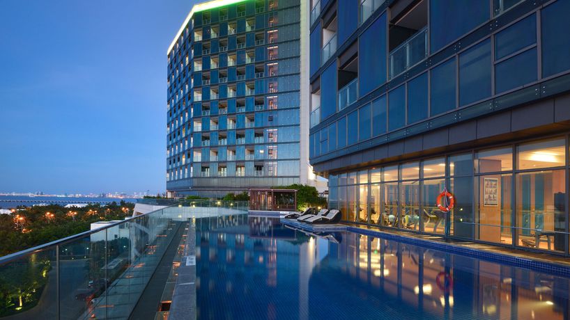 Imagen de la piscina del Hotel Holiday Inn Haikou West Coast, An Ihg. Foto 19