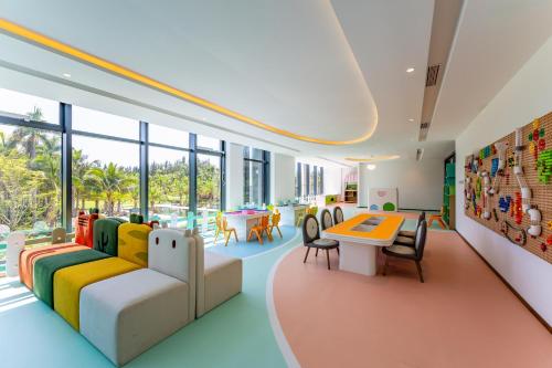 Imagen general del Hotel Holiday Inn Hainan Xiangshui Bay, an IHG. Foto 4