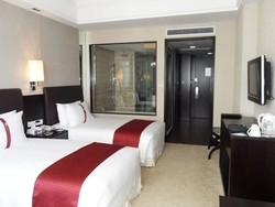 Imagen de la habitación del Hotel Holiday Inn Hangzhou Thousand-island Lake. Foto 4