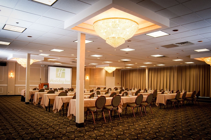 Imagen de los interiores del Hotel Holiday Inn Hasbrouck Heights-meadowlands, An Ihg. Foto 15