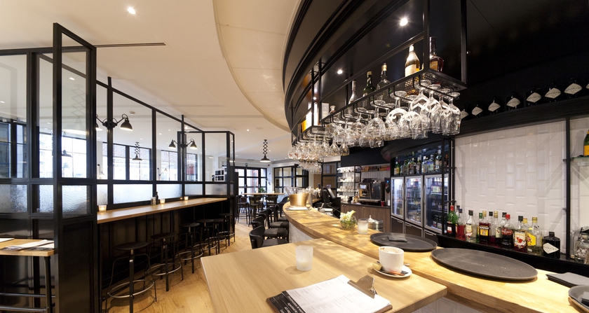 Imagen del bar/restaurante del Hotel Holiday Inn Hasselt, An Ihg. Foto 4