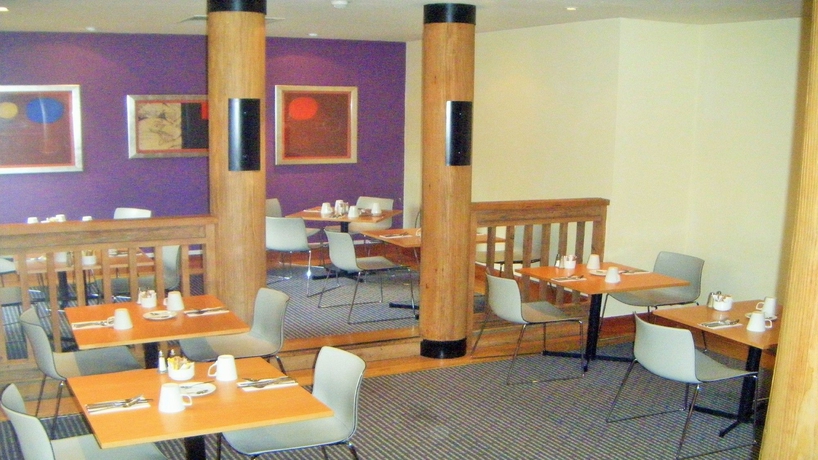 Imagen del bar/restaurante del Hotel Holiday Inn Hemel Hempstead M1, Jct. 8, An Ihg. Foto 3