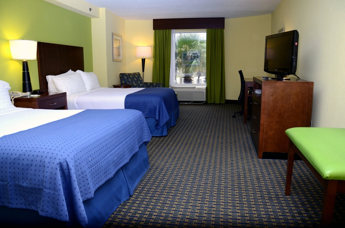 Imagen de la habitación del Hotel Holiday Inn Hotel and Suites Daytona Beach On The Ocean. Foto 2