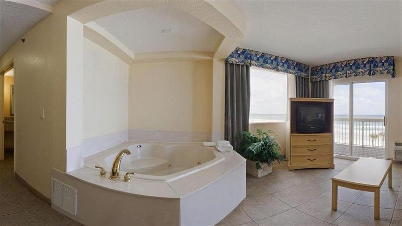 Imagen de la habitación del Hotel Holiday Inn Hotel and Suites Daytona Beach On The Ocean. Foto 6
