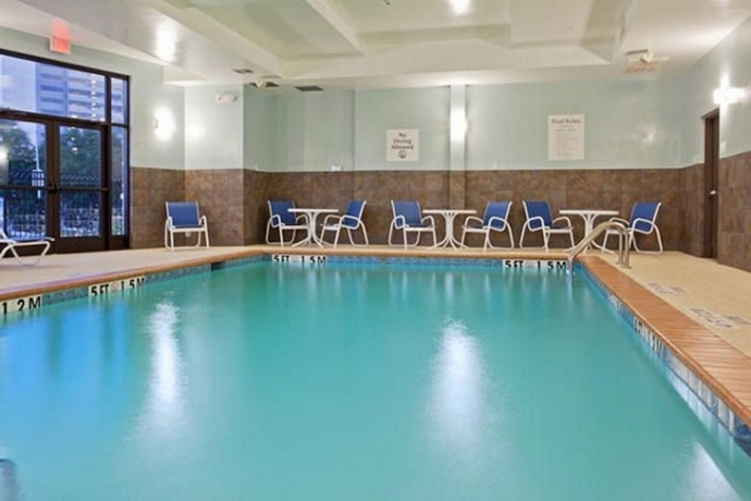 Imagen de la piscina del Hotel Holiday Inn Hou Energy Corridor Eldridge, An Ihg. Foto 14
