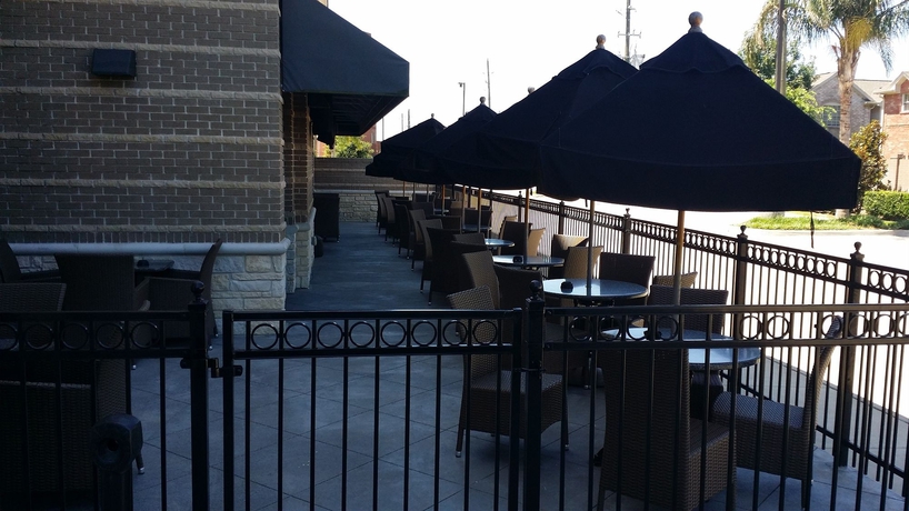 Imagen del bar/restaurante del Hotel Holiday Inn Hou Energy Corridor Eldridge, An Ihg. Foto 3