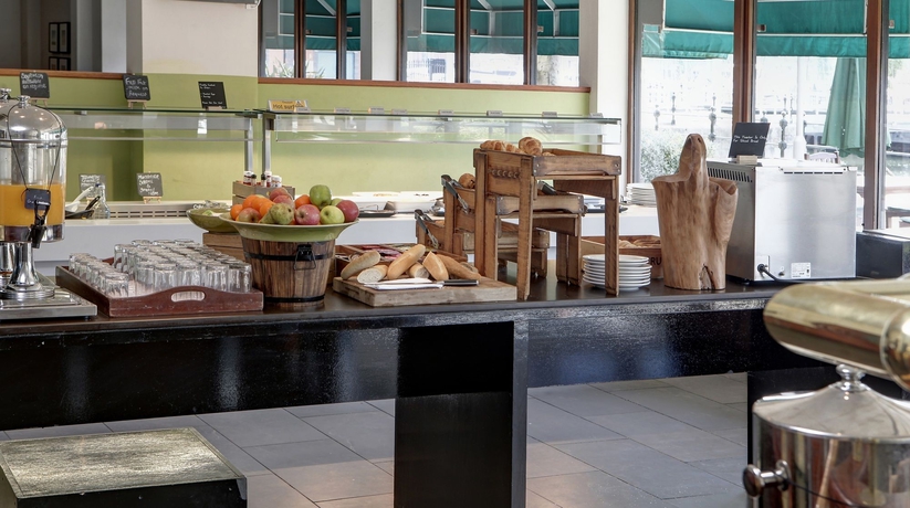 Imagen del bar/restaurante del Hotel Holiday Inn Hull Marina, An Ihg. Foto 2