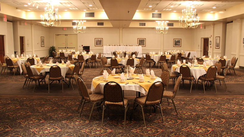 Imagen de los interiores del Hotel Holiday Inn Huntsville-Research Park. Foto 12