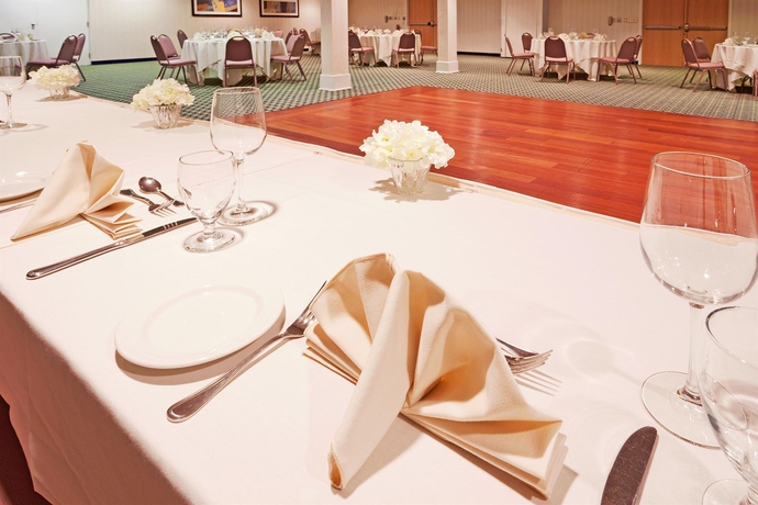 Imagen de los interiores del Hotel Holiday Inn Hyannis, An Ihg. Foto 7