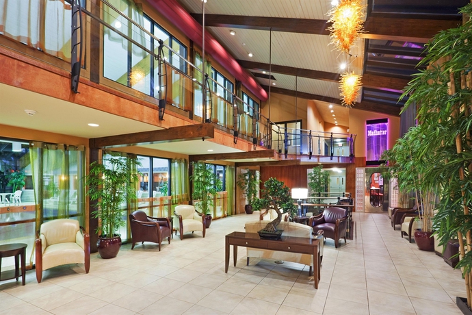 Imagen de los interiores del Hotel Holiday Inn Hyannis, An Ihg. Foto 13