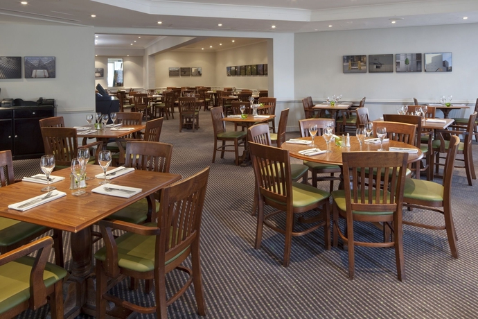 Imagen del bar/restaurante del Hotel Holiday Inn Ipswich, An Ihg. Foto 5