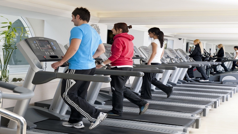 Imagen de la piscina del Hotel Holiday Inn Istanbul City, An Ihg. Foto 15