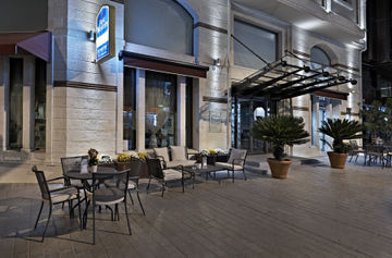 Imagen de los exteriores del Hotel Holiday Inn Istanbul Old City, an IHG Hotel. Foto 6