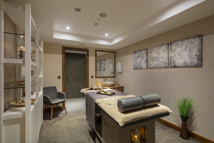 Imagen de la piscina del Hotel Holiday Inn Istanbul - Tuzla Bay, An Ihg. Foto 17