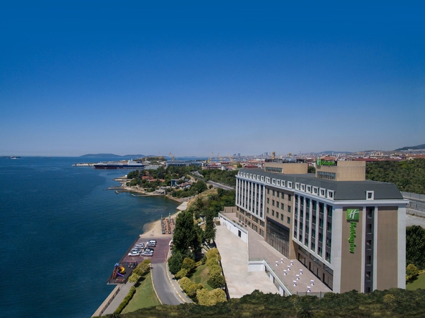 Imagen de los exteriores del Hotel Holiday Inn Istanbul - Tuzla Bay, An Ihg. Foto 11