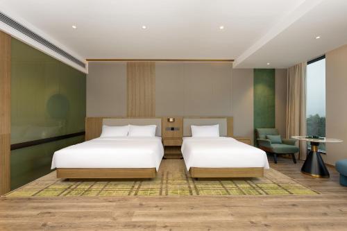 Imagen general del Hotel Holiday Inn Jiuhua Mountain Hot Spring, an IHG. Foto 9