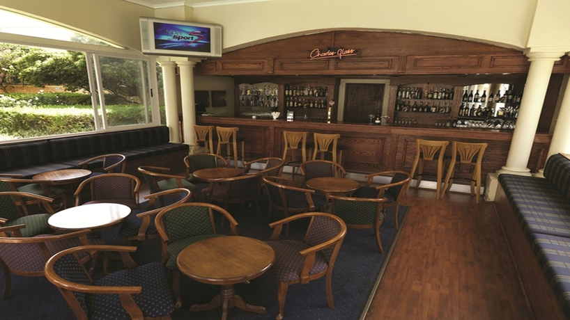 Imagen del bar/restaurante del Hotel Holiday Inn Johannesburg Airport, An Ihg. Foto 7