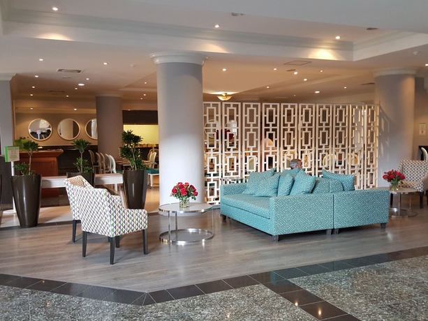 Imagen de los interiores del Hotel Holiday Inn Johannesburg Airport, An Ihg. Foto 14