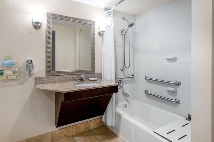 Imagen de la habitación del Hotel Holiday Inn Johnstown-gloversville, An Ihg. Foto 16