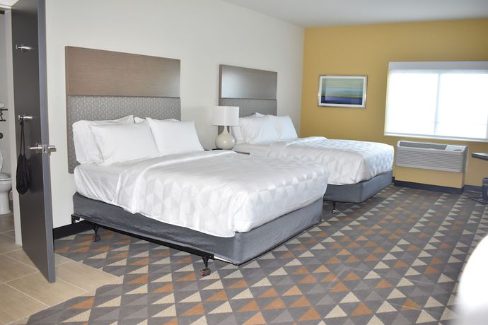 Imagen de la habitación del Hotel Holiday Inn Kansas City - Northeast, an IHG. Foto 7