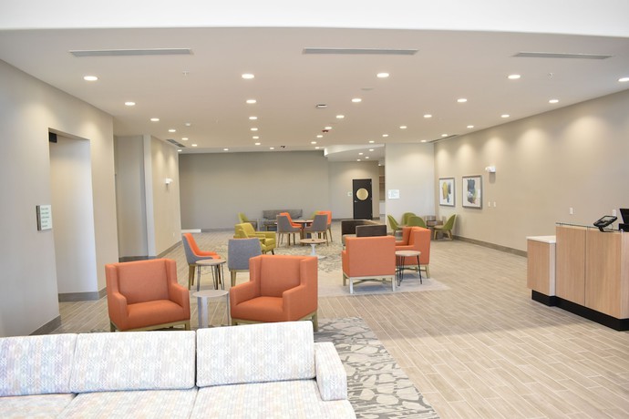 Imagen de los interiores del Hotel Holiday Inn Kansas City - Northeast, an IHG. Foto 18
