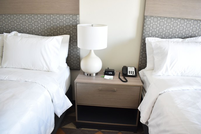 Imagen de la habitación del Hotel Holiday Inn Kansas City - Northeast, an IHG. Foto 9