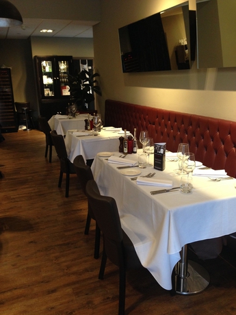 Imagen del bar/restaurante del Hotel Holiday Inn Kenilworth - Warwick, An Ihg. Foto 3