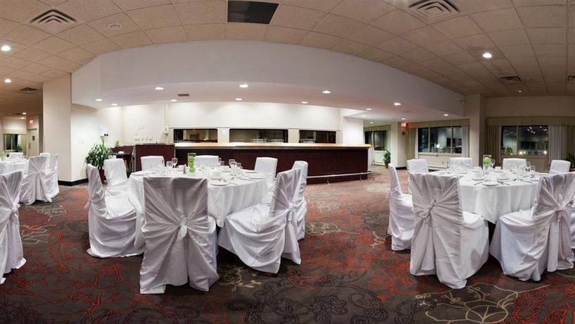 Imagen de los interiores del Hotel Holiday Inn Kingston Waterfront, An Ihg. Foto 9