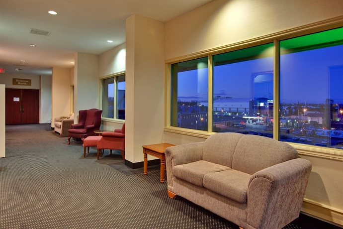Imagen de los interiores del Hotel Holiday Inn Kingston Waterfront, An Ihg. Foto 10