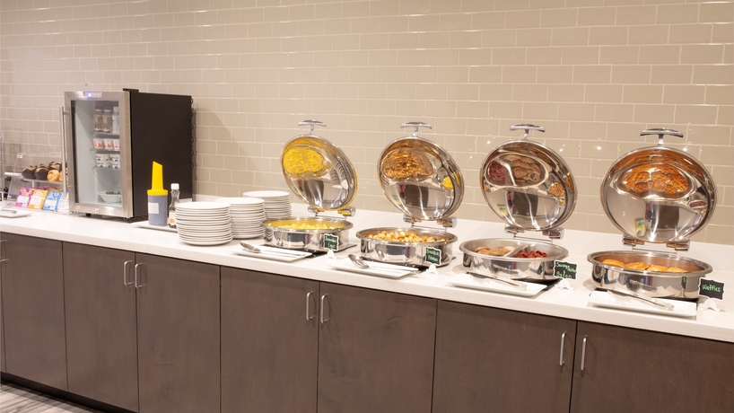 Imagen del bar/restaurante del Hotel Holiday Inn Knoxville N - Merchant Drive. Foto 2