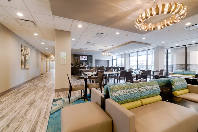 Imagen de los interiores del Hotel Holiday Inn Knoxville N - Merchant Drive. Foto 15