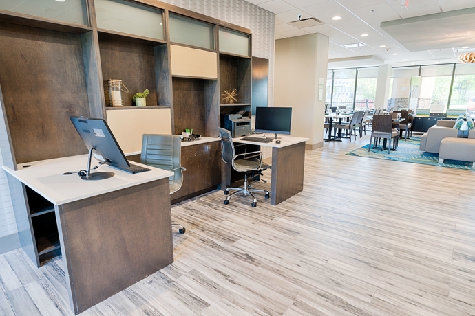 Imagen de los interiores del Hotel Holiday Inn Knoxville N - Merchant Drive. Foto 17