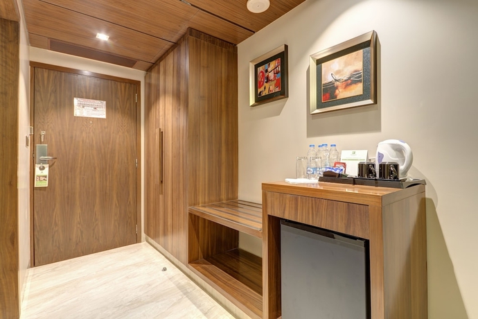 Imagen de la habitación del Hotel Holiday Inn Kolkata Airport, An Ihg. Foto 6