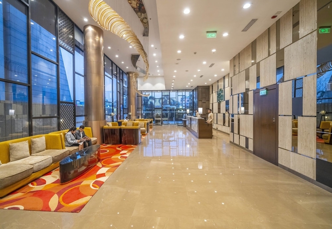 Imagen de los interiores del Hotel Holiday Inn Kolkata Airport, An Ihg. Foto 19