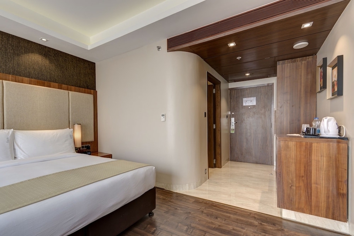 Imagen de la habitación del Hotel Holiday Inn Kolkata Airport, An Ihg. Foto 12